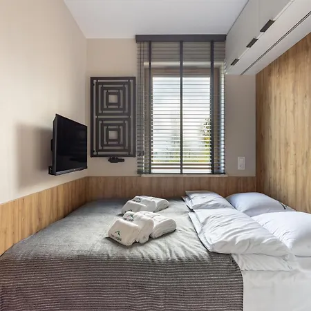 Tiny & Kleine Kilinskiego 17b - 2xtv, Playstation, Pralko-suszarka *