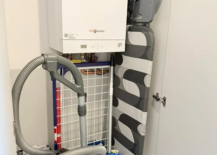 Tiny & Kleine Kilinskiego 17b - 2xtv, Playstation, Pralko-suszarka