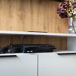 Tiny & Kleine Kilinskiego 17b - 2xtv, Playstation, Pralko-suszarka Sklářská Poruba
