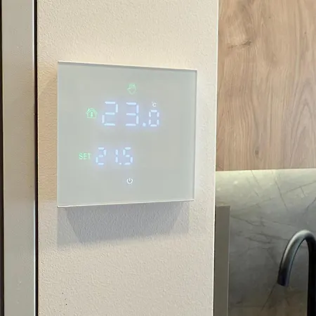 Tiny & Kleine Kilinskiego 17b - 2xtv, Playstation, Pralko-suszarka